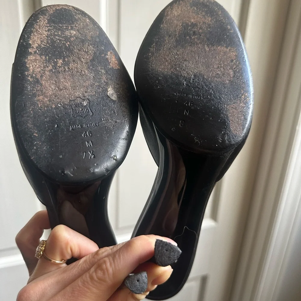 Via Spiga Black Leather Heels - Picture 6 of 7